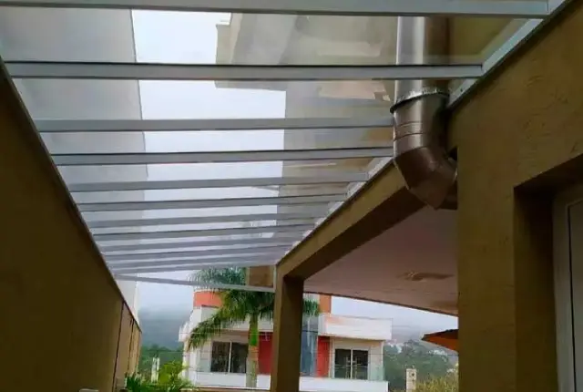Cobertura Fixa de Policarbonato em São Paulo
