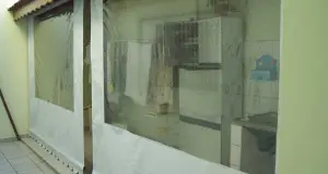 Aplicações do toldo retrátil cortina em residências e comércios