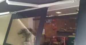 Toldo de lona: O que é e por que ele é tão usado em áreas externas